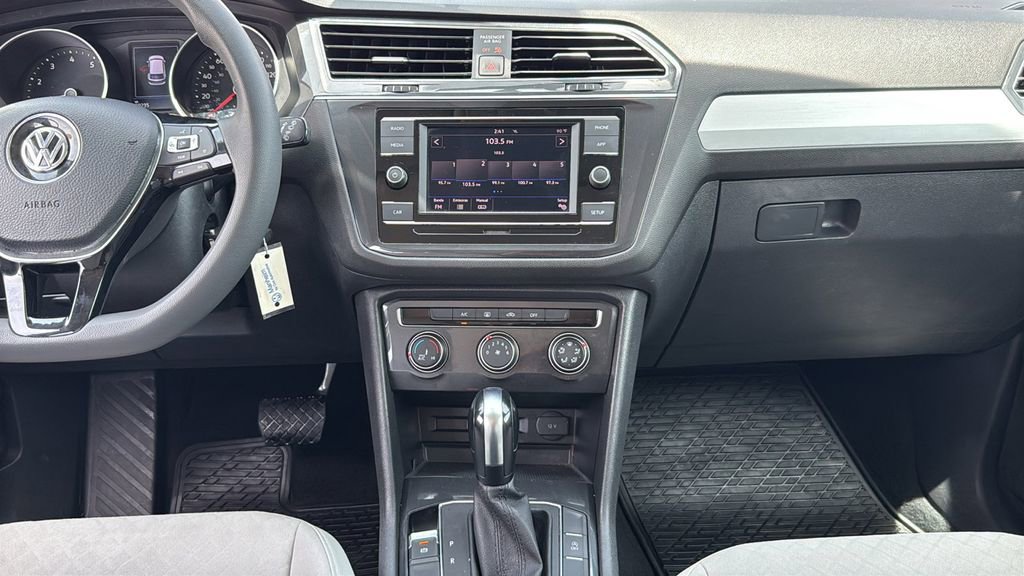 Used 2019 Volkswagen Tiguan S FWD image 34