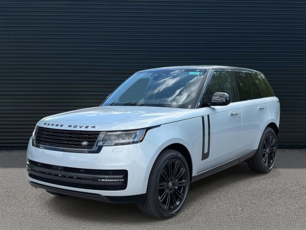 New 2025 Land Rover Range Rover SE
