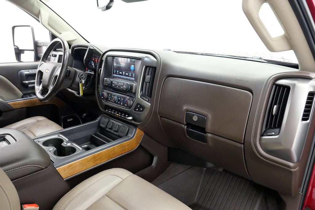 Used 2019 Chevrolet Silverado 2500 LTZ w/ Duramax Plus Package AWD/4WD image 17
