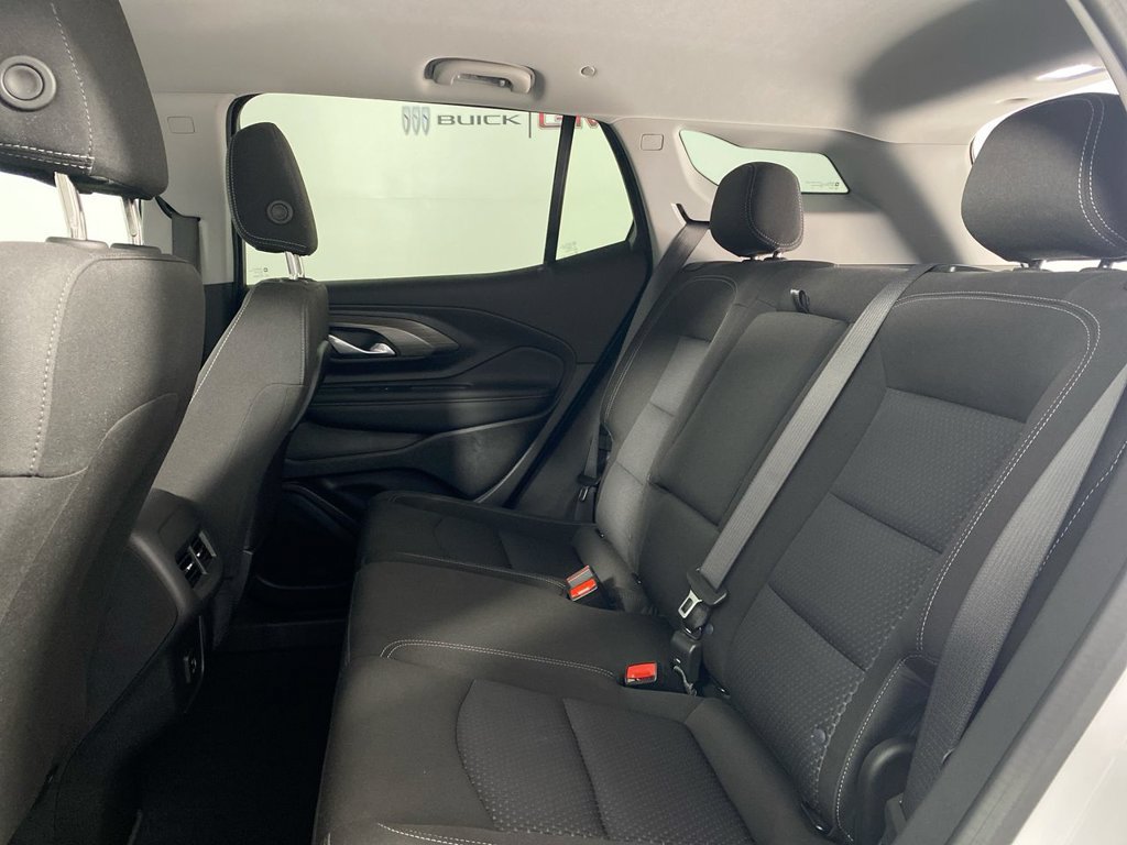 Certified 2024 GMC Terrain SLE w/ Driver Convenience Package FWD image 21
