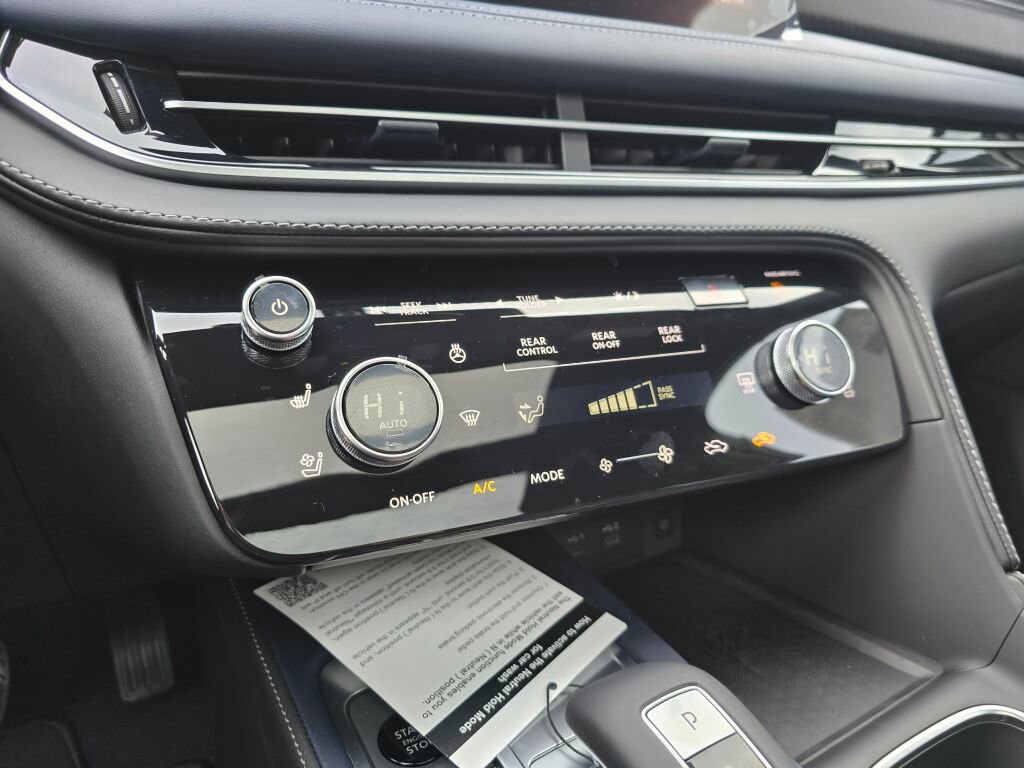 New 2026 INFINITI QX60 Sport image 26