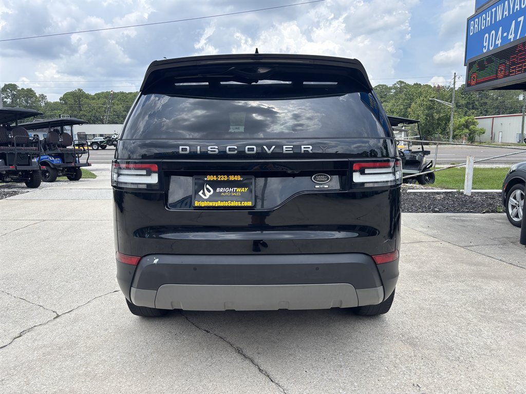 Used 2020 Land Rover Discovery SE AWD/4WD image 4