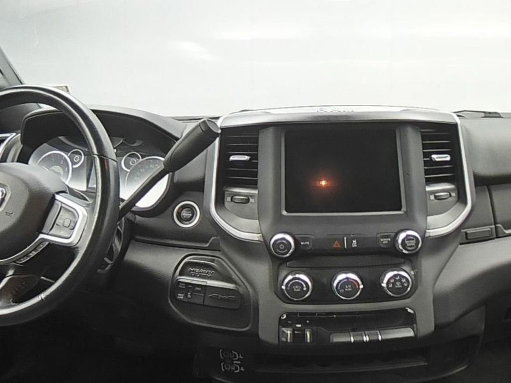 Used 2023 RAM 2500 Big Horn w/ Level 1 Equipment Group image 17