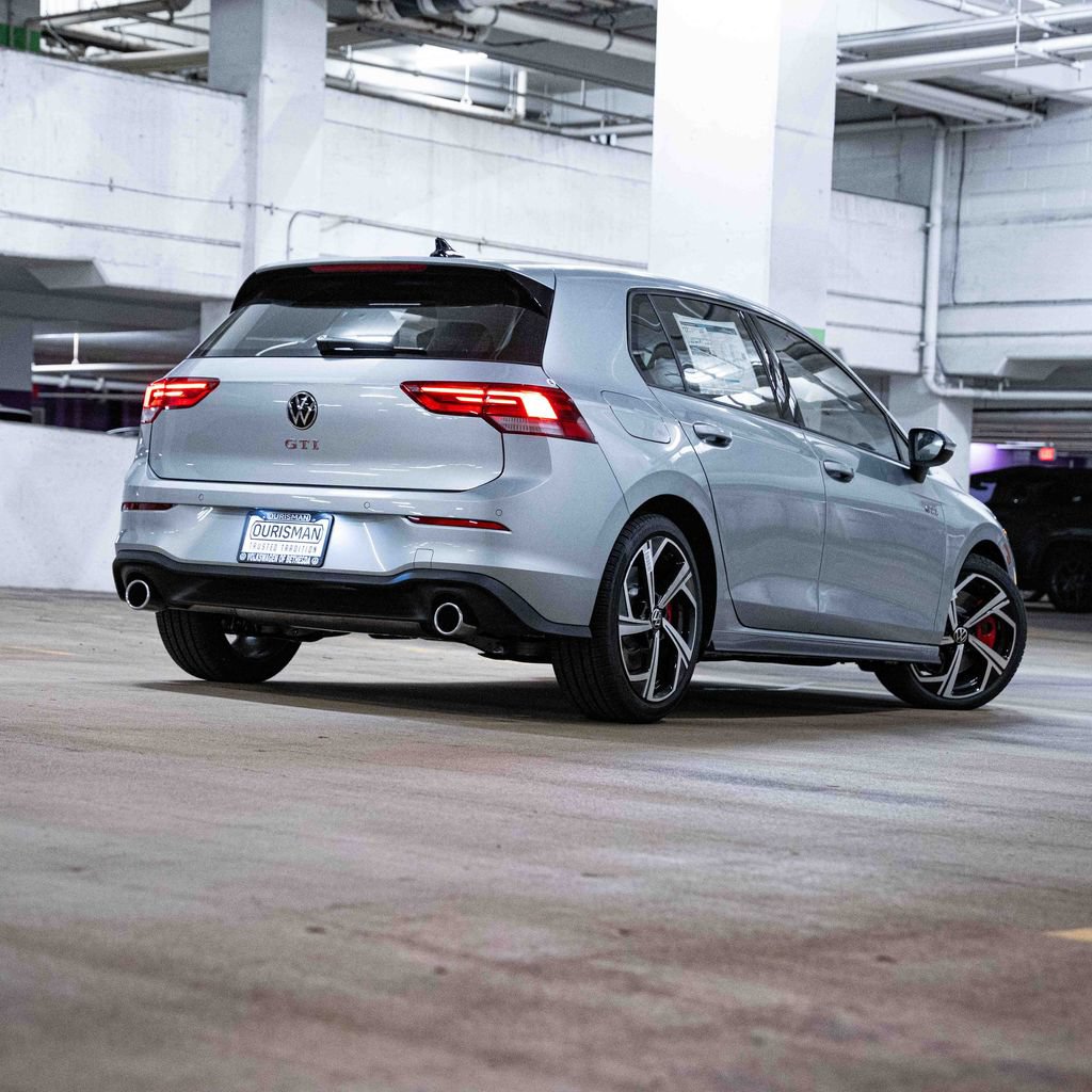 New 2026 Volkswagen GTI SE FWD image 6