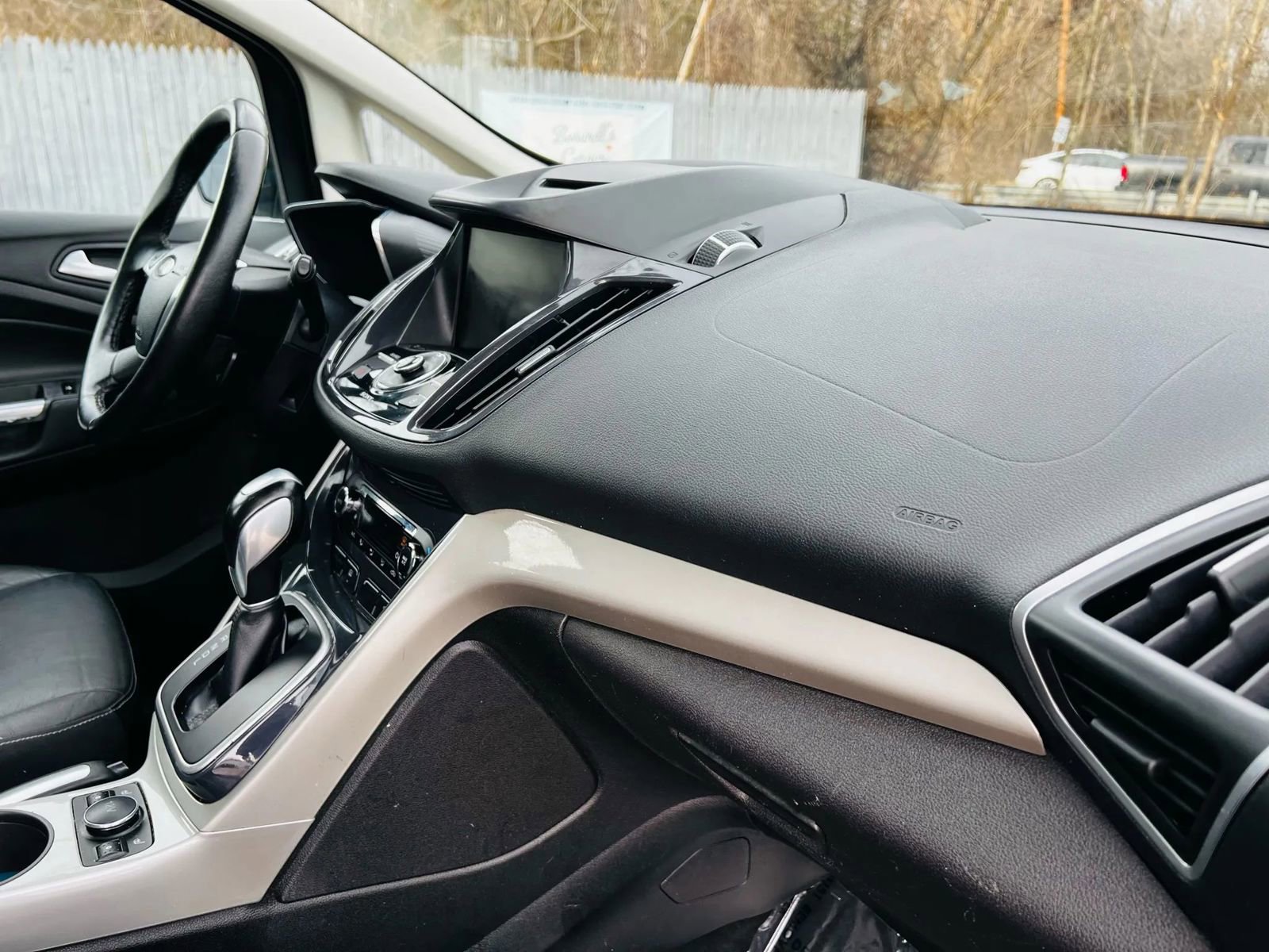 Used 2013 Ford C-MAX SEL image 24