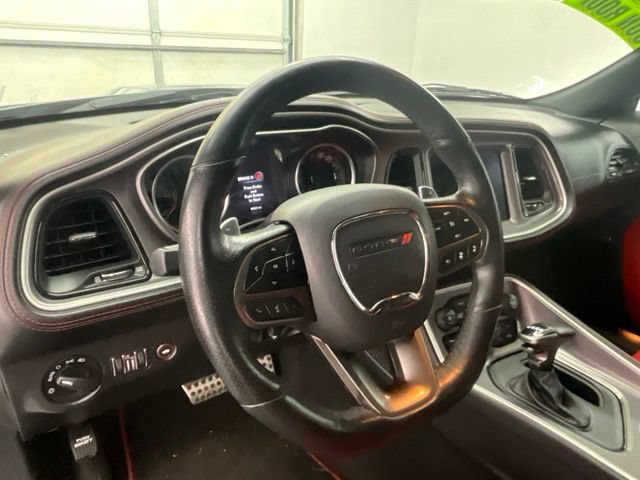 Used 2022 Dodge Challenger R/T Scat Pack RWD image 16