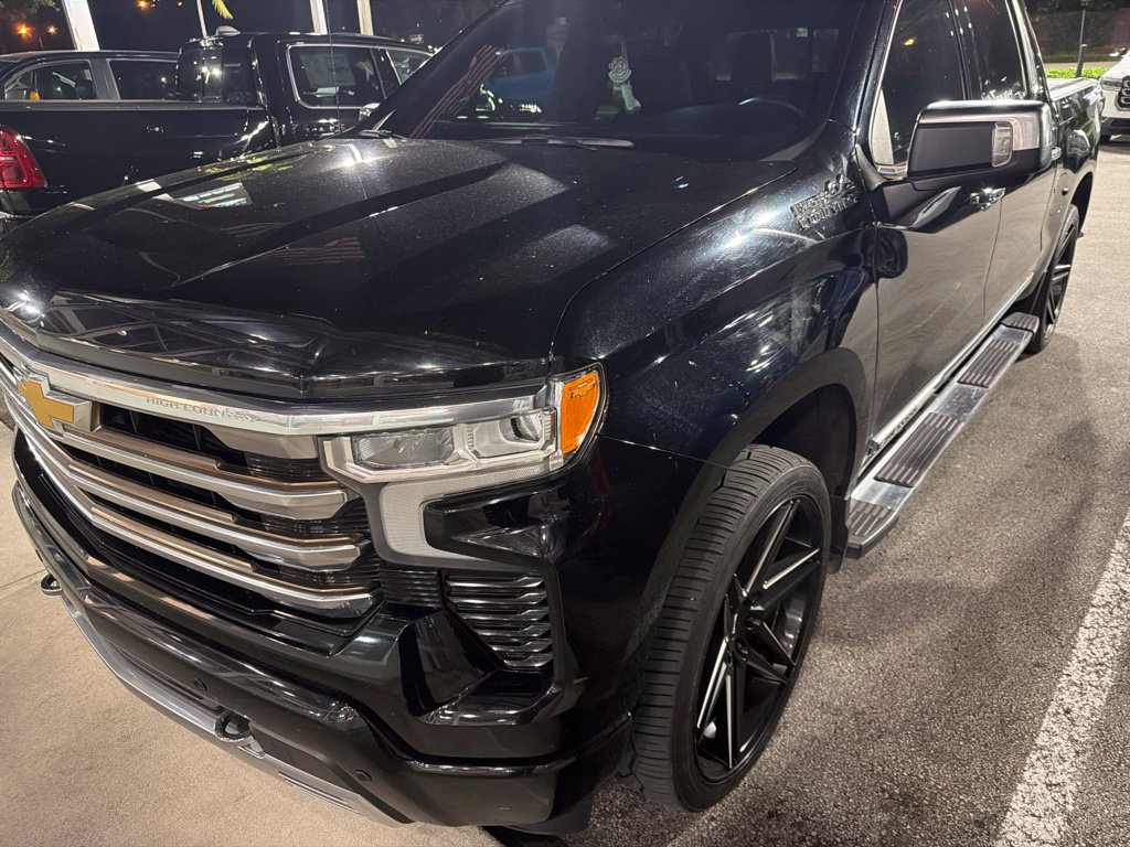 Used 2022 Chevrolet Silverado 1500 High Country RWD image 4