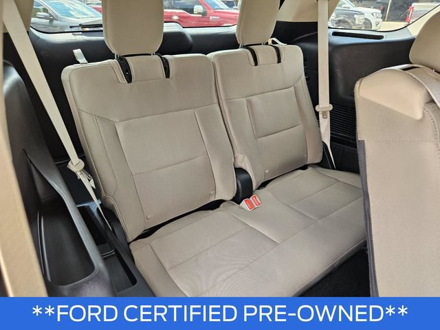 Used 2023 Ford Explorer XLT AWD/4WD image 15