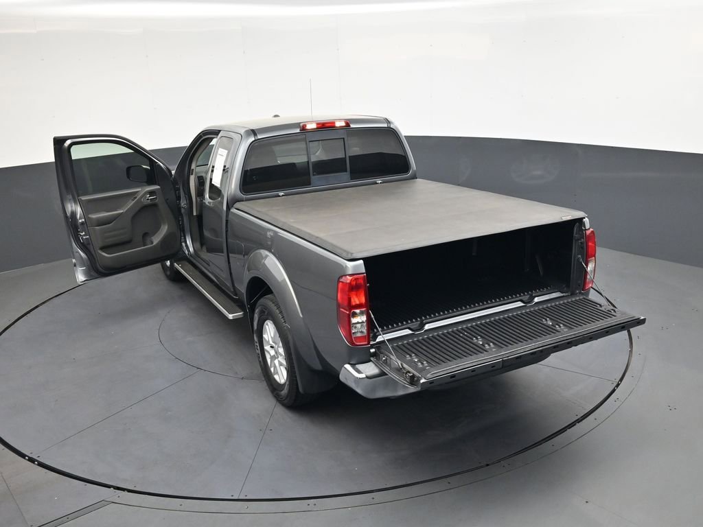 Used 2018 Nissan Frontier SV image 40