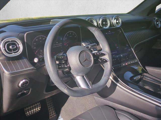Used 2025 Mercedes-Benz GLC 300 4MATIC image 10