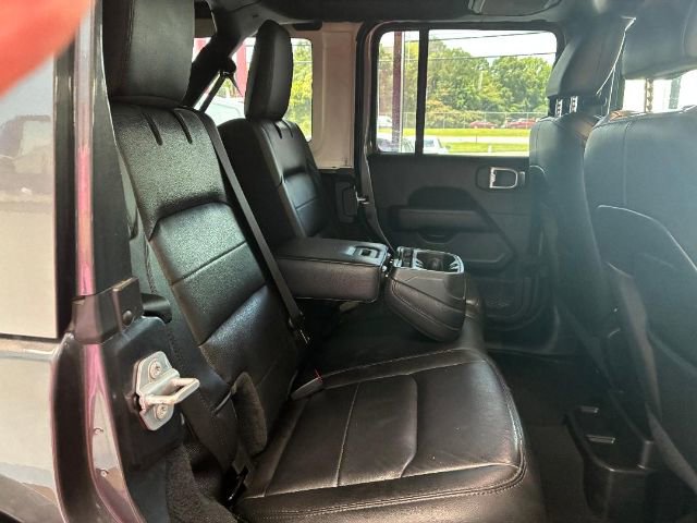 Used 2021 Jeep Wrangler Unlimited Sahara image 21
