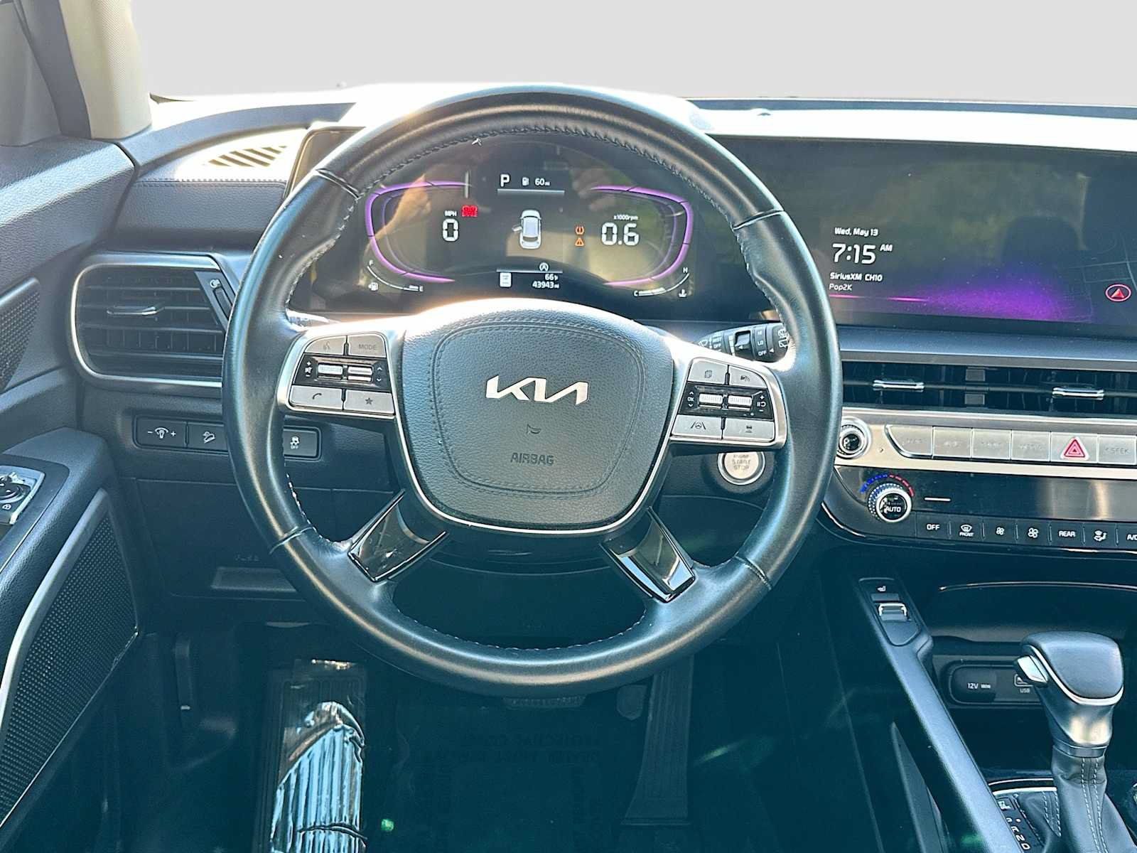 Used 2025 Kia Telluride S AWD/4WD image 11