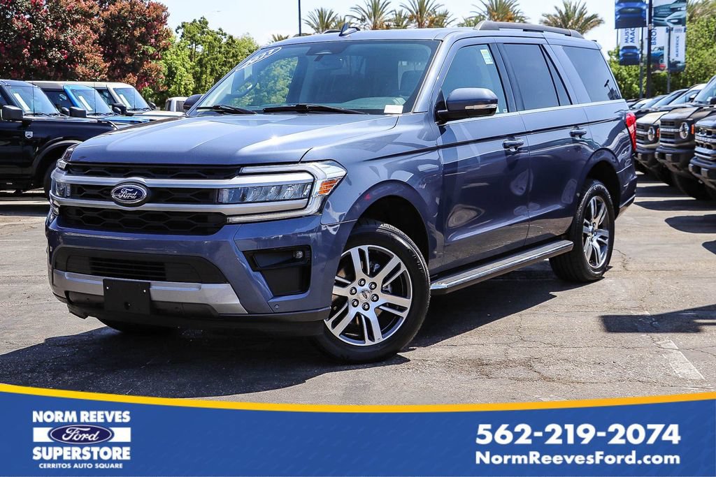 Certified 2023 Ford Expedition XLT RWD image 1