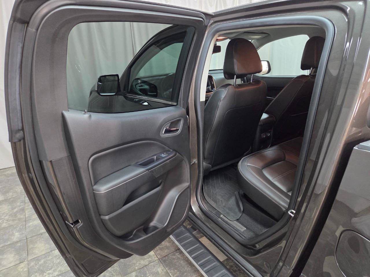 Used 2020 GMC Canyon Denali AWD/4WD image 13