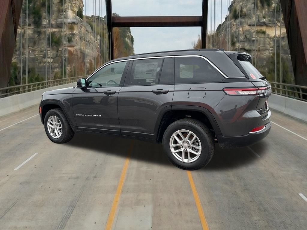 New 2026 Jeep Grand Cherokee Laredo RWD image 8