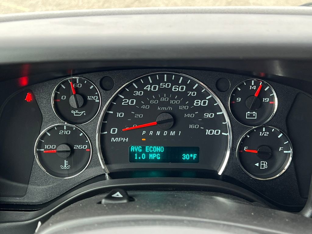 New 2025 GMC Savana 3500 Extended w/ Driver Convenience Package image 21