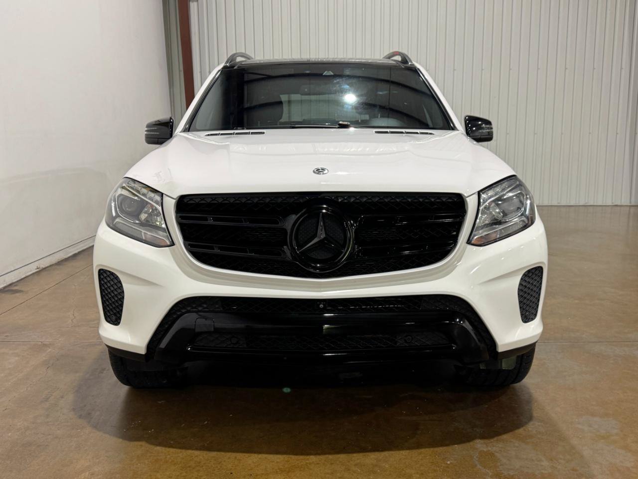 Used 2018 Mercedes-Benz GLS 450 4MATIC image 2
