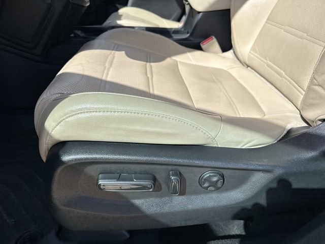 Used 2017 Honda CR-V Touring image 40