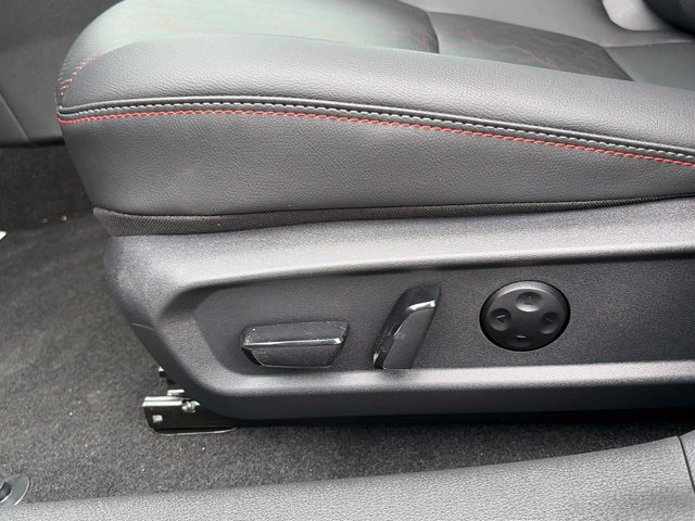 New 2027 Nissan Sentra SR w/ SR Premium Package FWD image 16