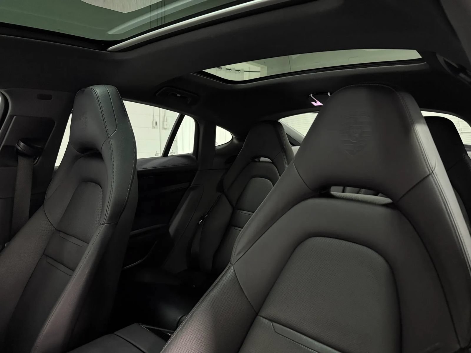 Used 2023 Porsche Panamera 4 Platinum Edition AWD/4WD image 21