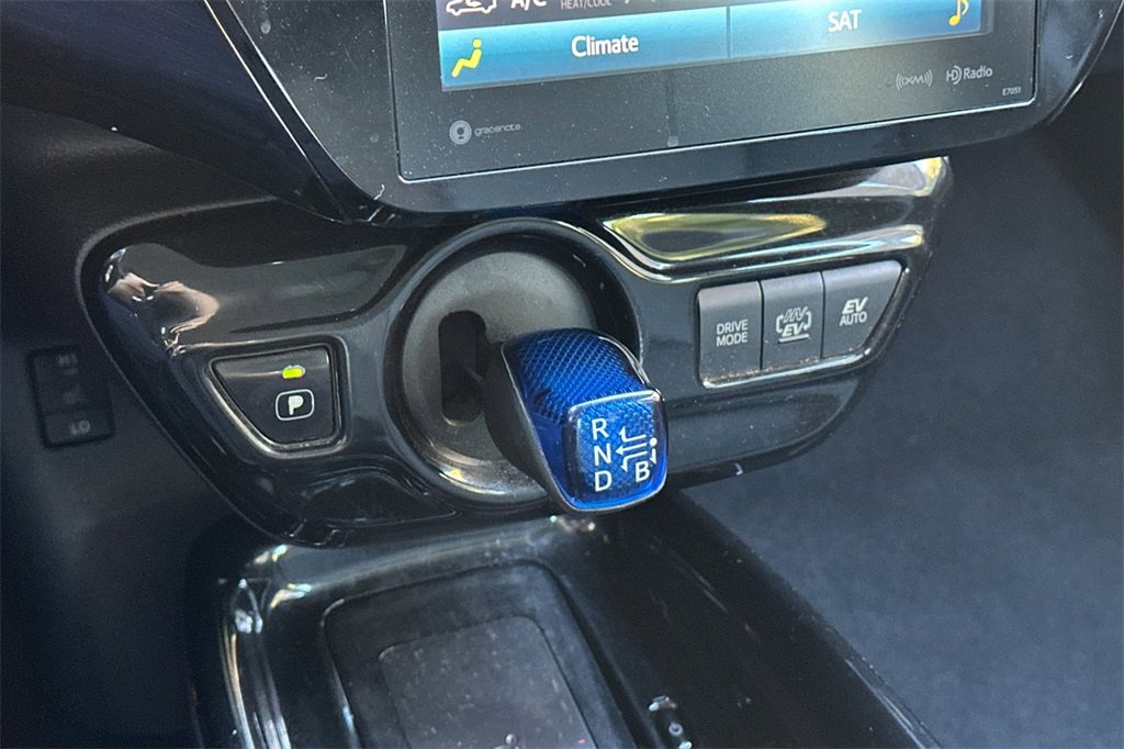 Used 2017 Toyota Prius Prime Premium image 20