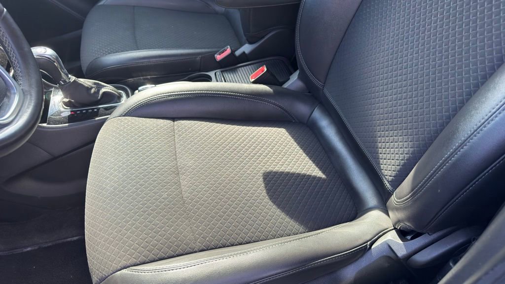 Used 2022 Buick Encore Preferred w/ Safety Package image 11