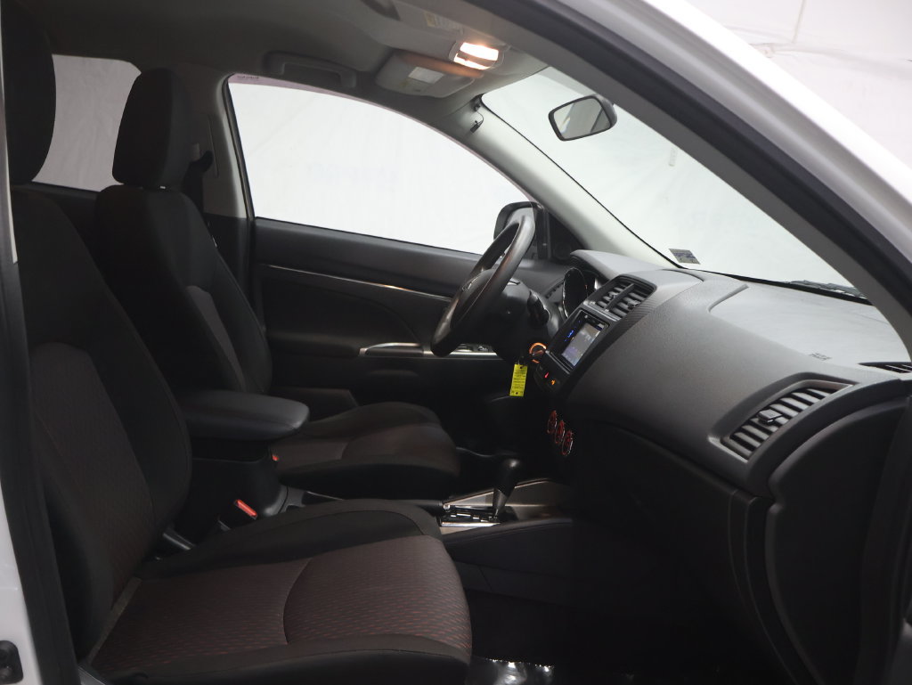 Used 2019 Mitsubishi Outlander Sport ES AWD/4WD image 9