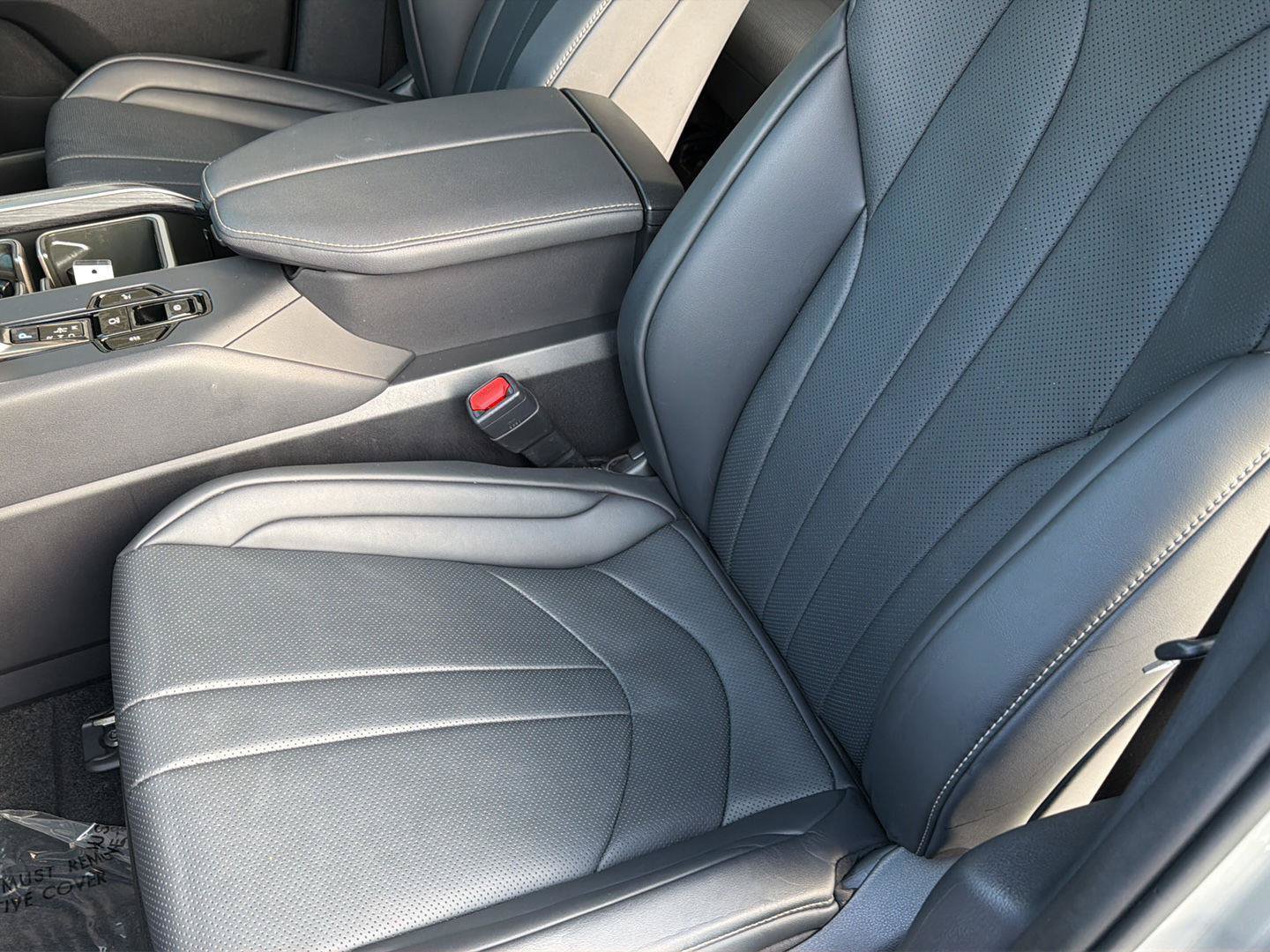 Certified 2025 Lexus TX 500h AWD w/ Technology Package image 32