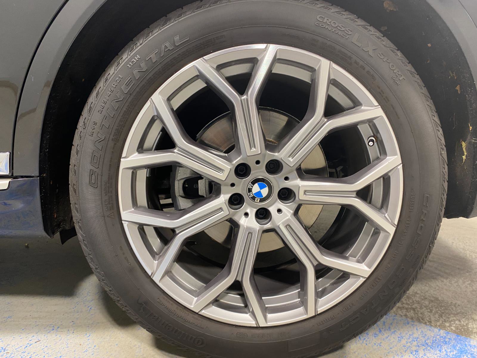 Certified 2023 BMW X7 xDrive40i w/ Climate Comfort Package image 28