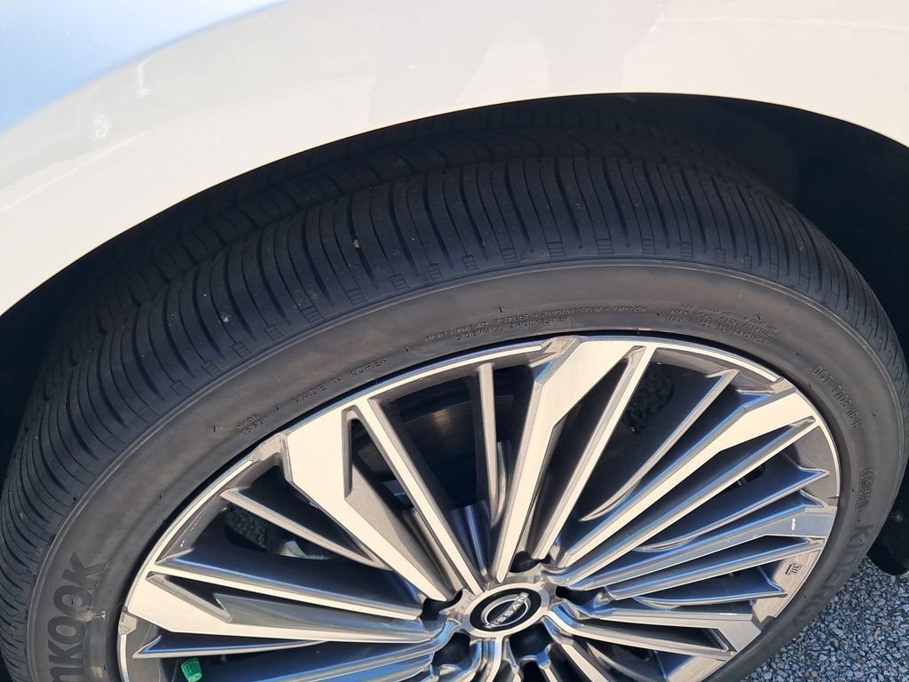 New 2025 Nissan Altima 2.5 SL image 29