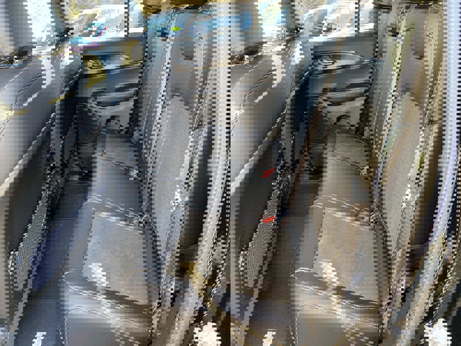 New 2025 Jeep Grand Cherokee Laredo image 8