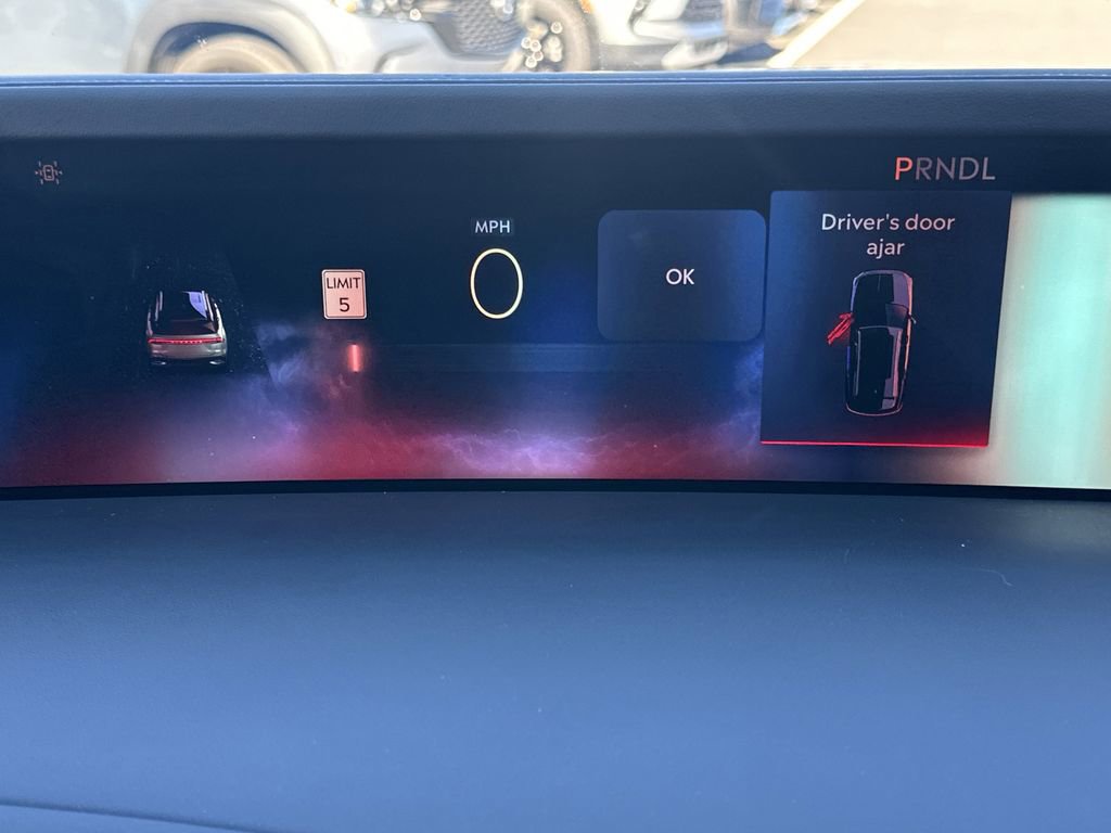 Used 2024 Lincoln Nautilus Reserve image 13