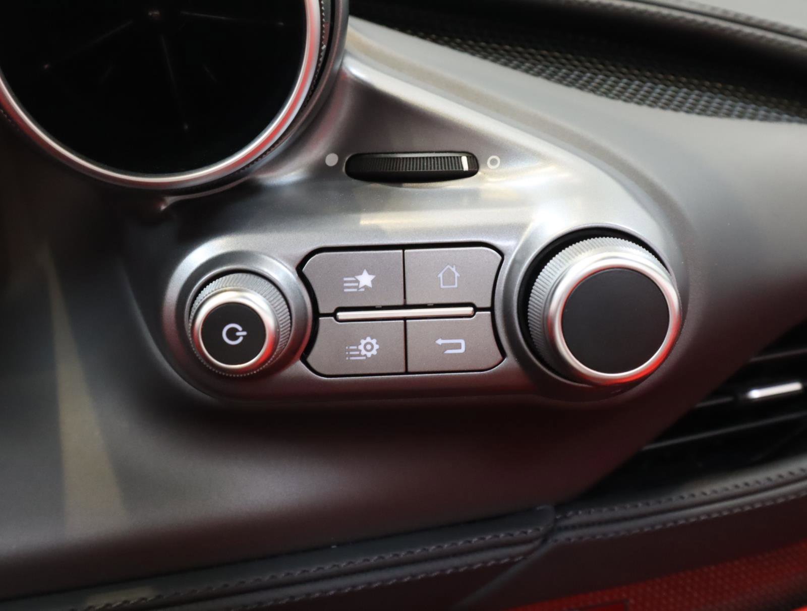 Used 2023 Ferrari F8 Tributo RWD image 38