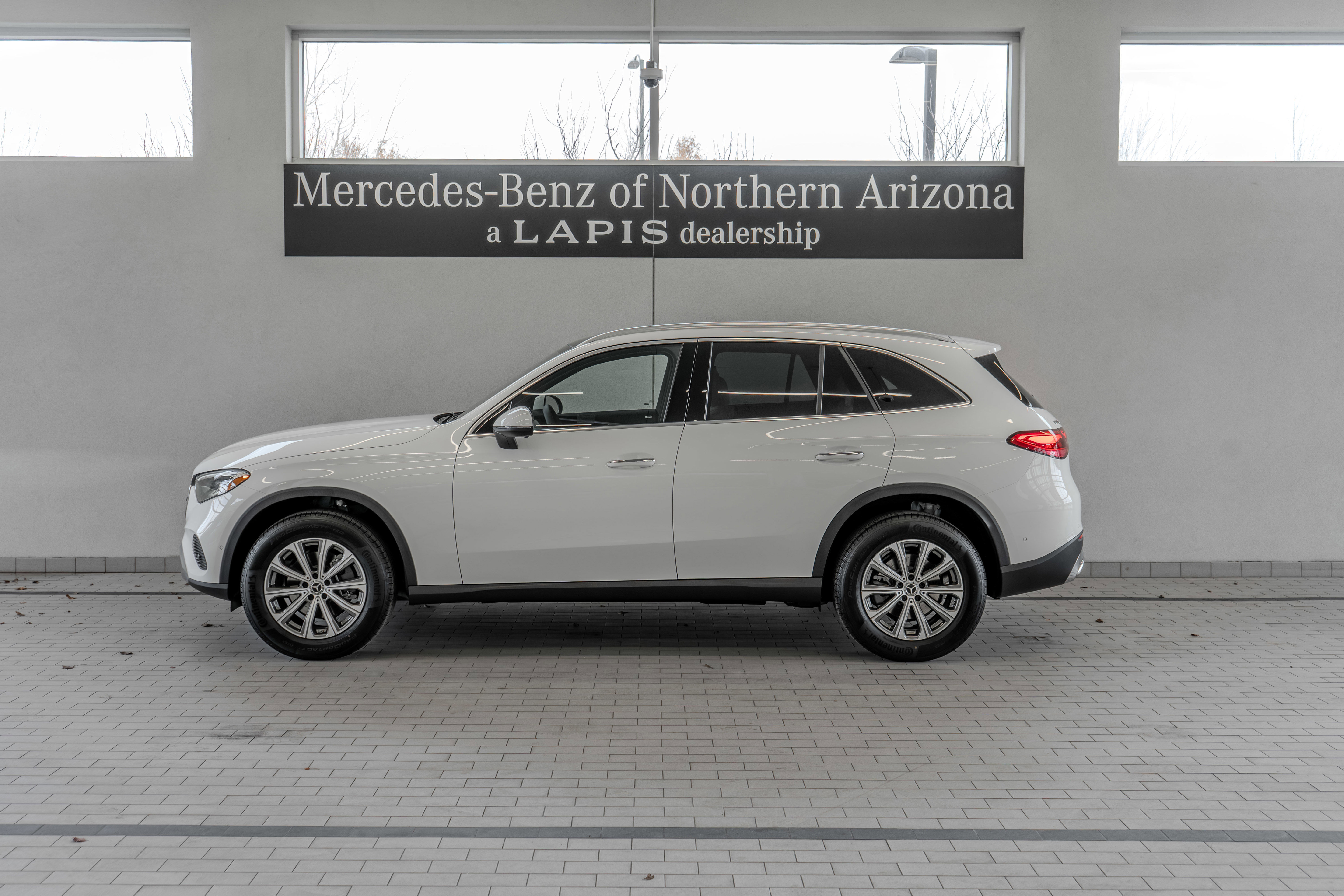 New 2026 Mercedes-Benz GLC 300 4MATIC image 2