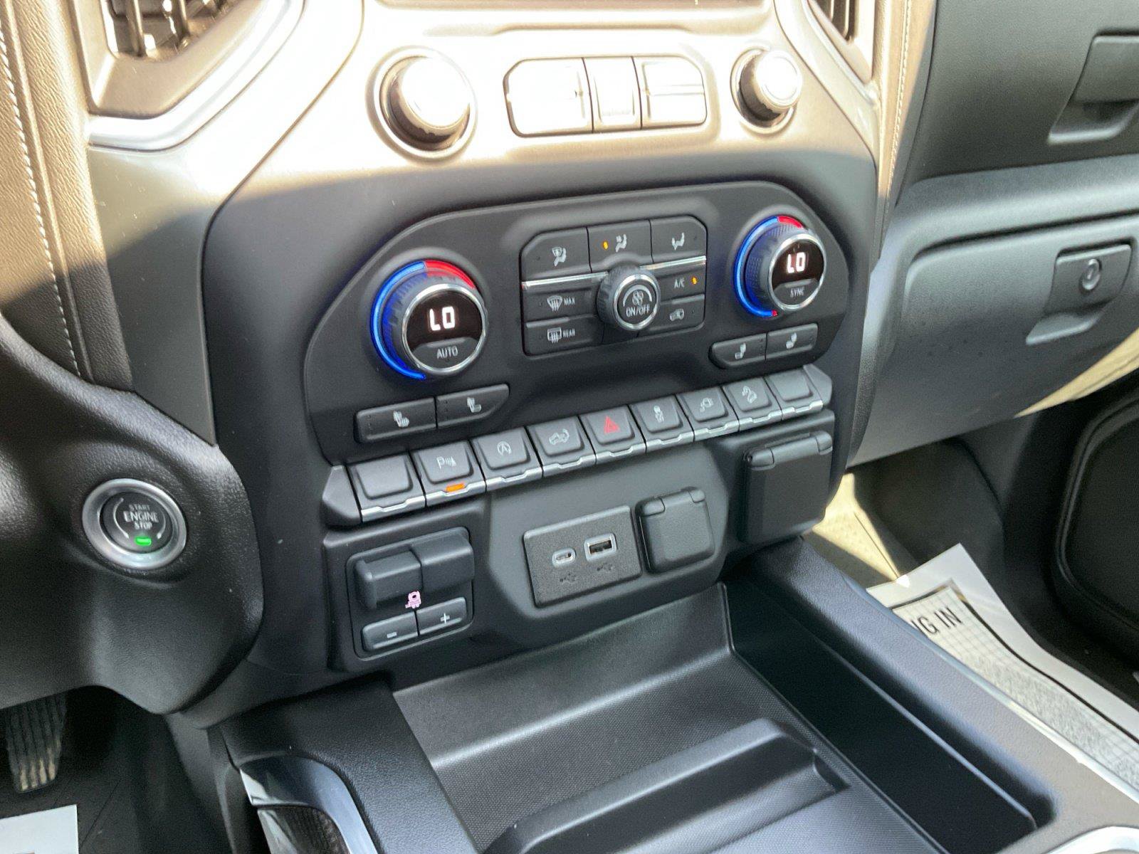Used 2021 Chevrolet Silverado 1500 LT Trail Boss w/ Convenience Package II AWD/4WD image 25