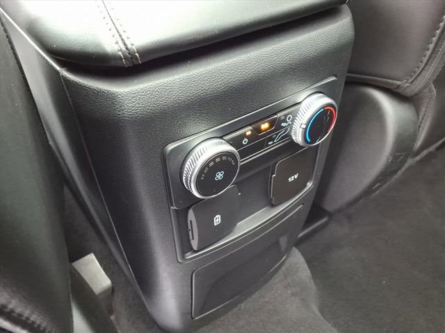 Used 2022 Ford Explorer XLT w/ Equipment Group 202A image 24