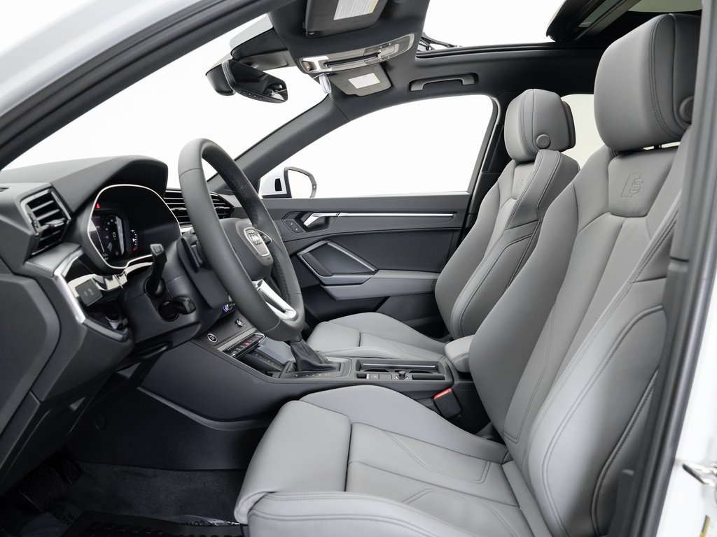 New 2025 Audi Q3 2.0T Premium image 6