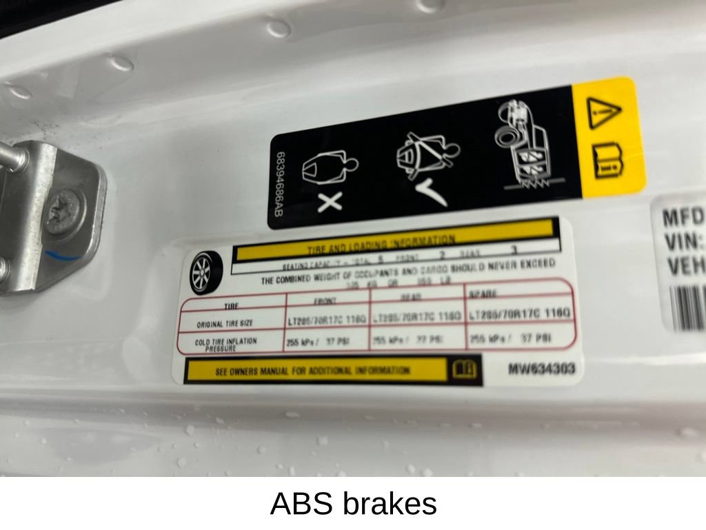 Used 2021 Jeep Wrangler Unlimited Rubicon AWD/4WD image 32