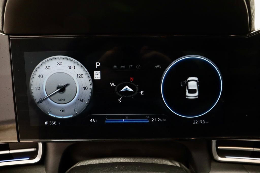 Used 2025 Hyundai Elantra SEL image 32