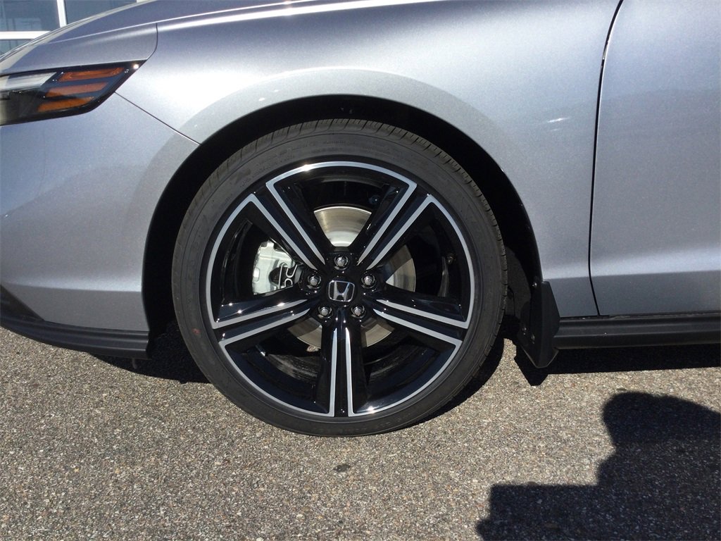 New 2025 Honda Accord Sport image 11