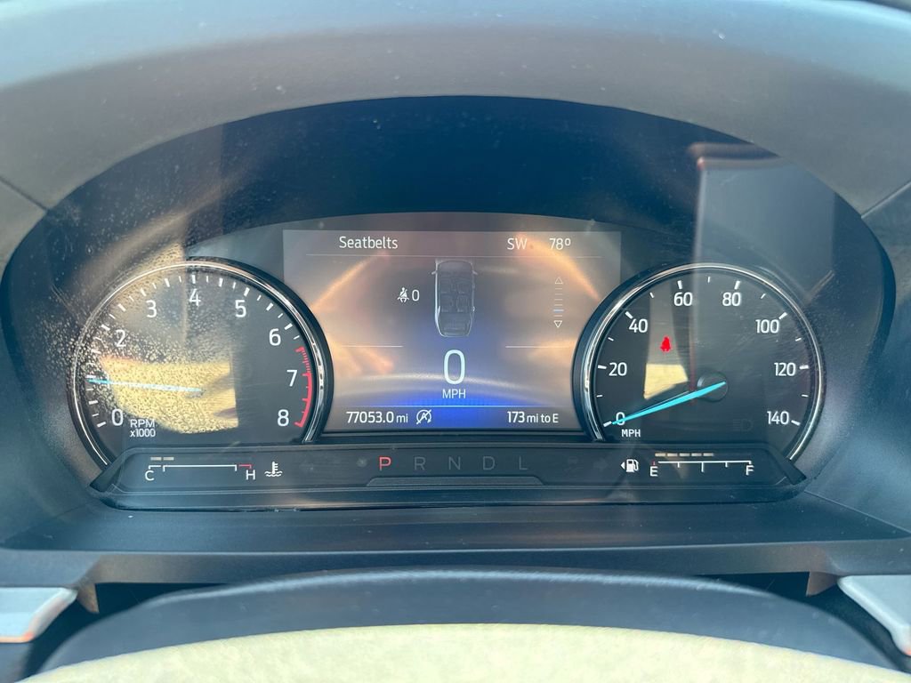 Used 2021 Ford Explorer XLT w/ Equipment Group 202A image 12