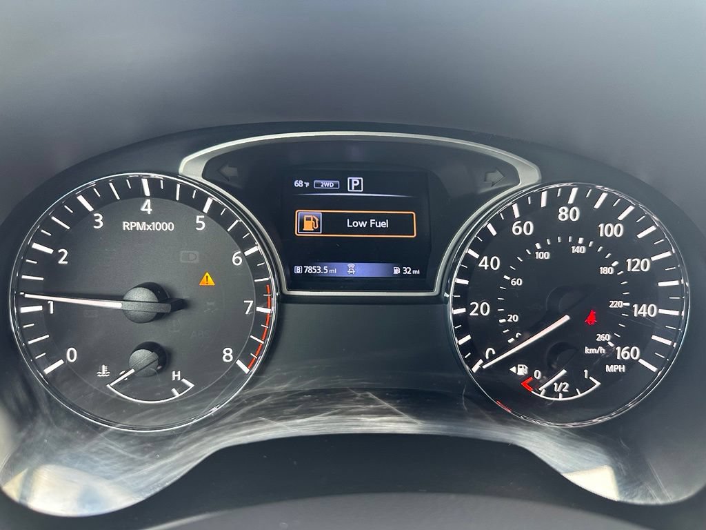 Used 2018 Nissan Pathfinder S AWD/4WD image 14