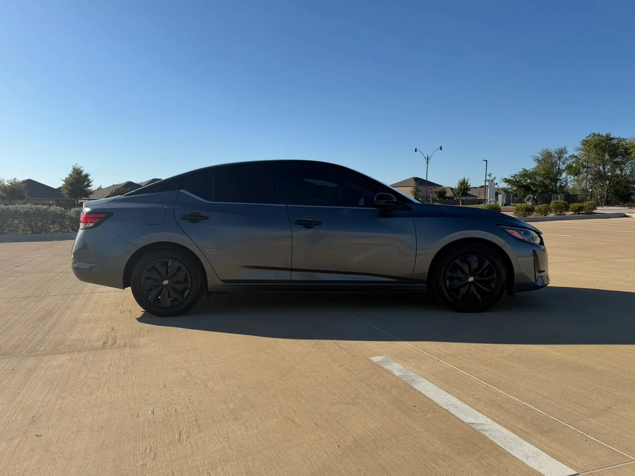 Used 2024 Nissan Sentra S FWD image 8