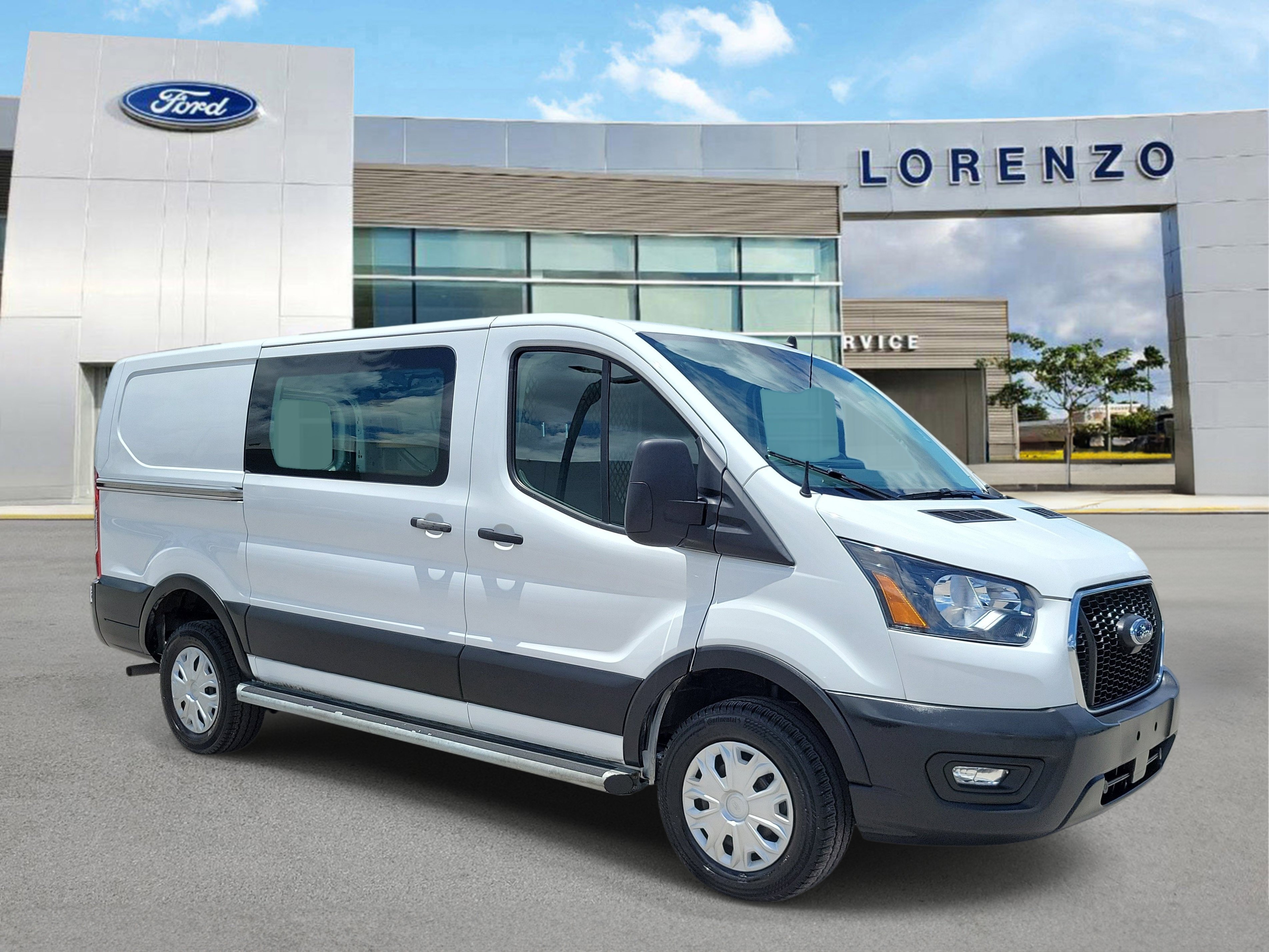 Used 2024 Ford Transit 250 Low Roof w/ Exterior Upgrade Package RWD image 3