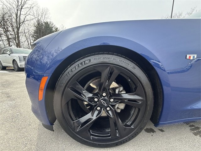 Used 2021 Chevrolet Camaro LT image 10
