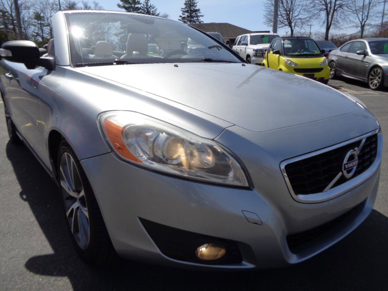 Used 2011 Volvo C70 T5 w/ Convenience Pkg FWD image 15