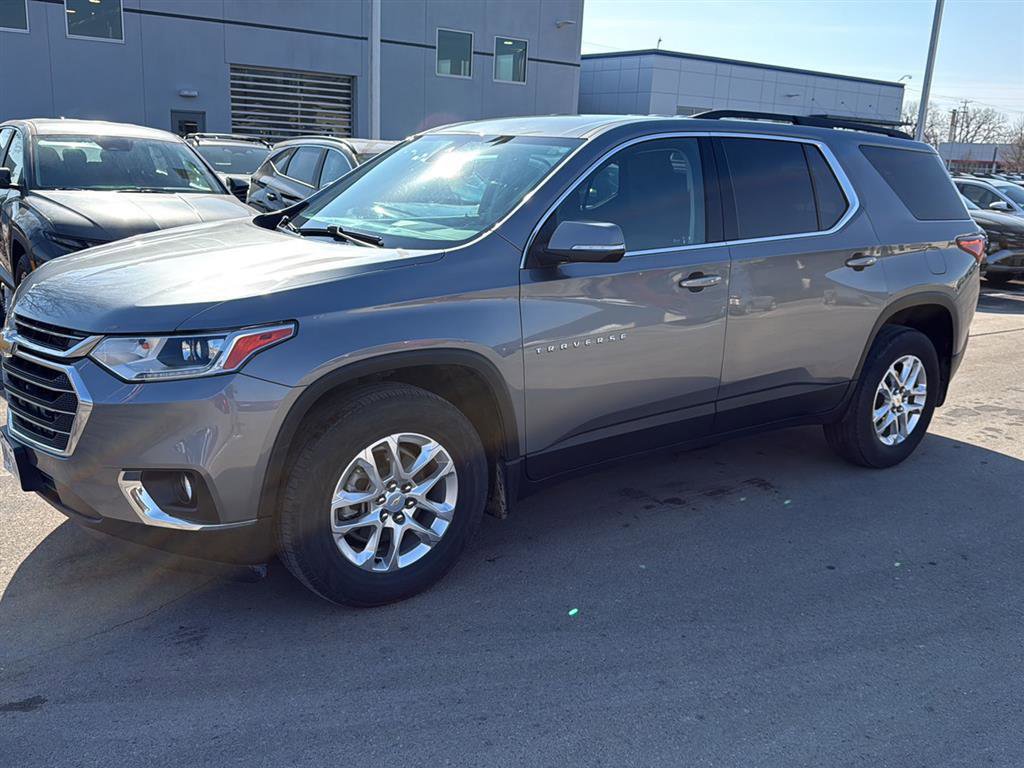 Used 2021 Chevrolet Traverse LT image 6