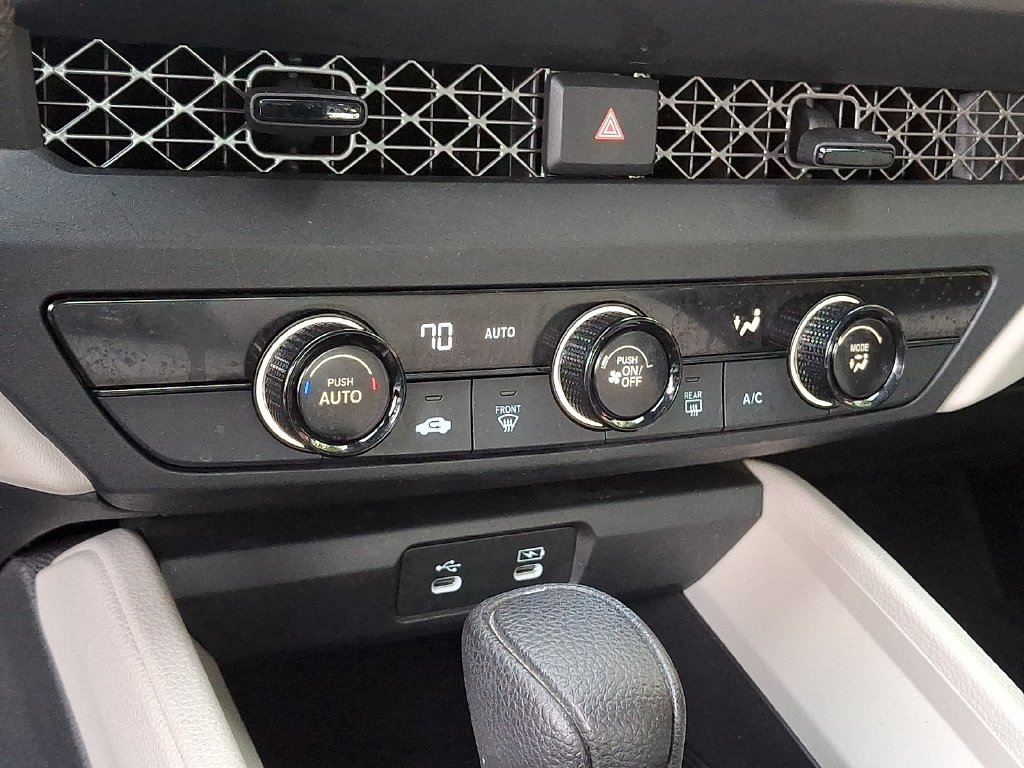 Used 2023 Honda Accord LX image 16