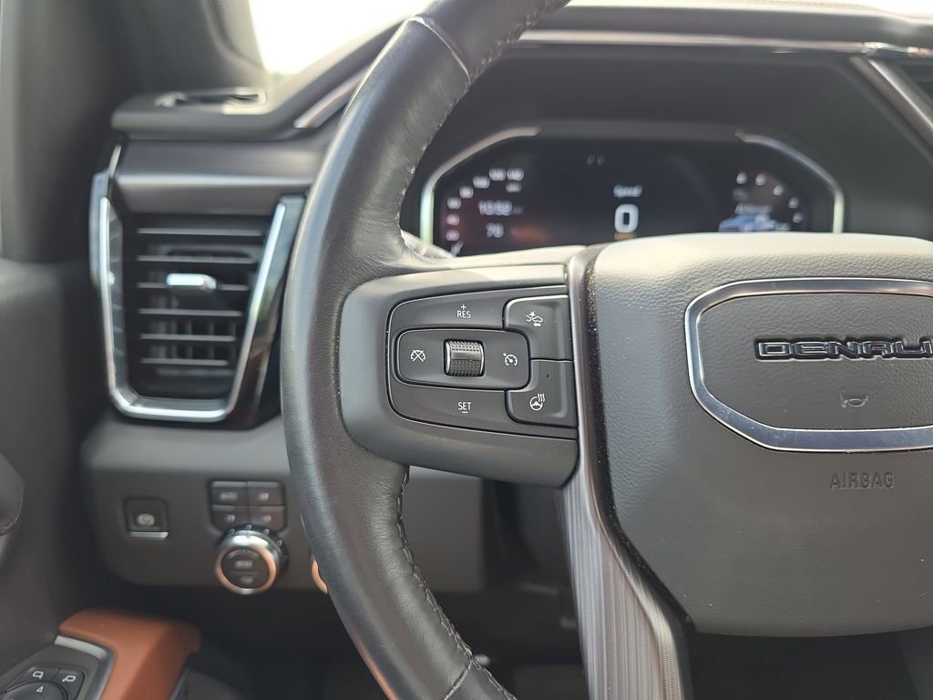 Used 2025 GMC Sierra 2500 Denali Ultimate image 24