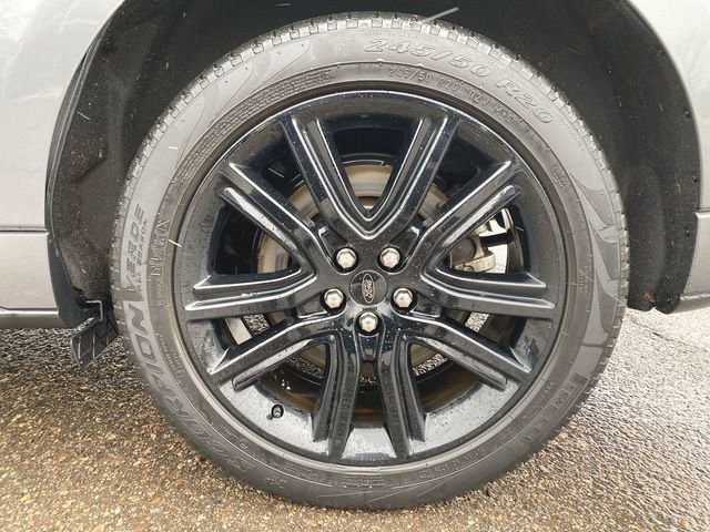 Used 2022 Ford Edge ST-Line image 12